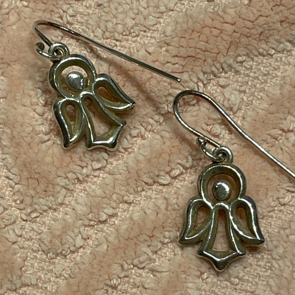 Retired James Avery Angel Dangle Earrings
